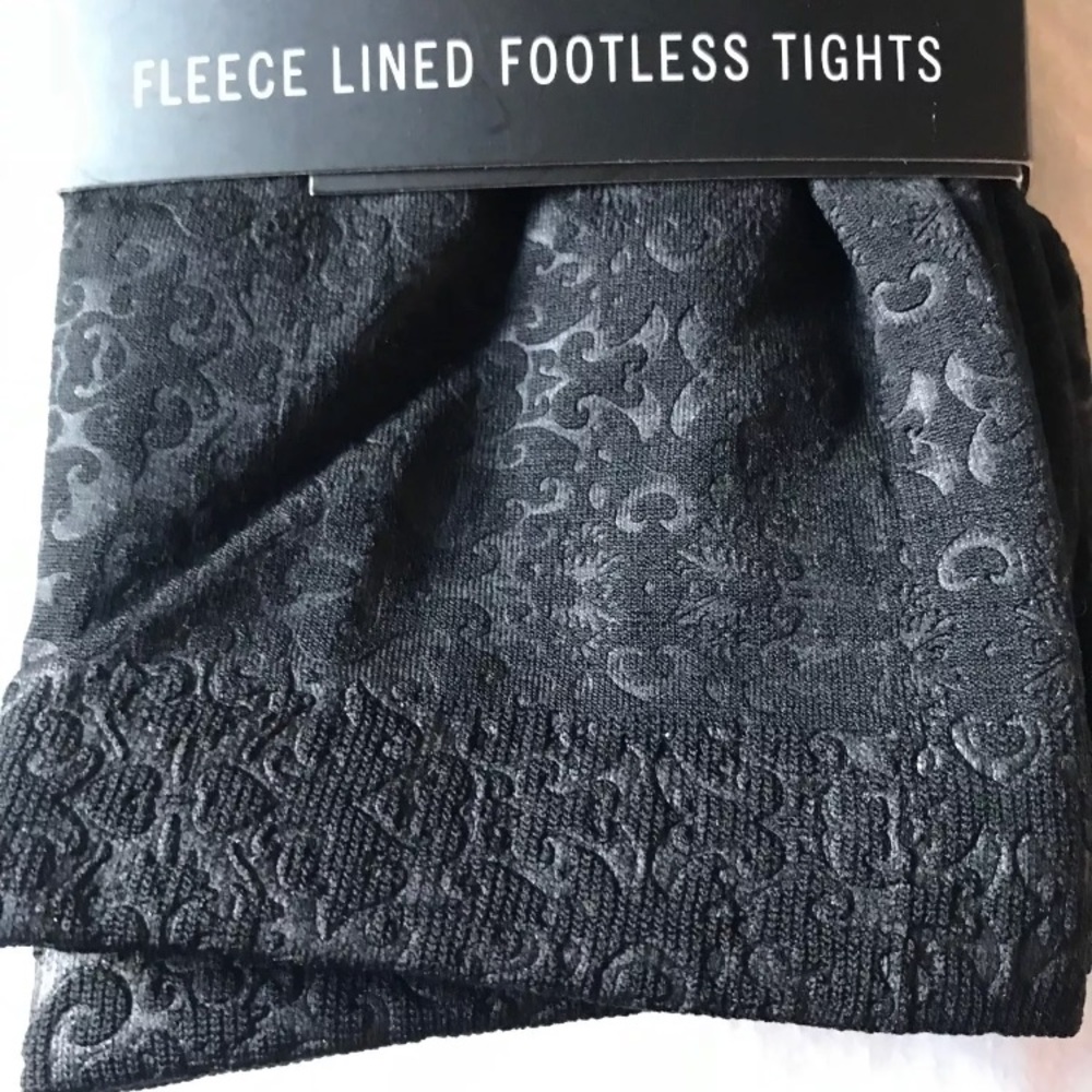 CLOSEOUT Steve Madden Fleece Lined FOOTLESS Tights - Picture 3 of 4